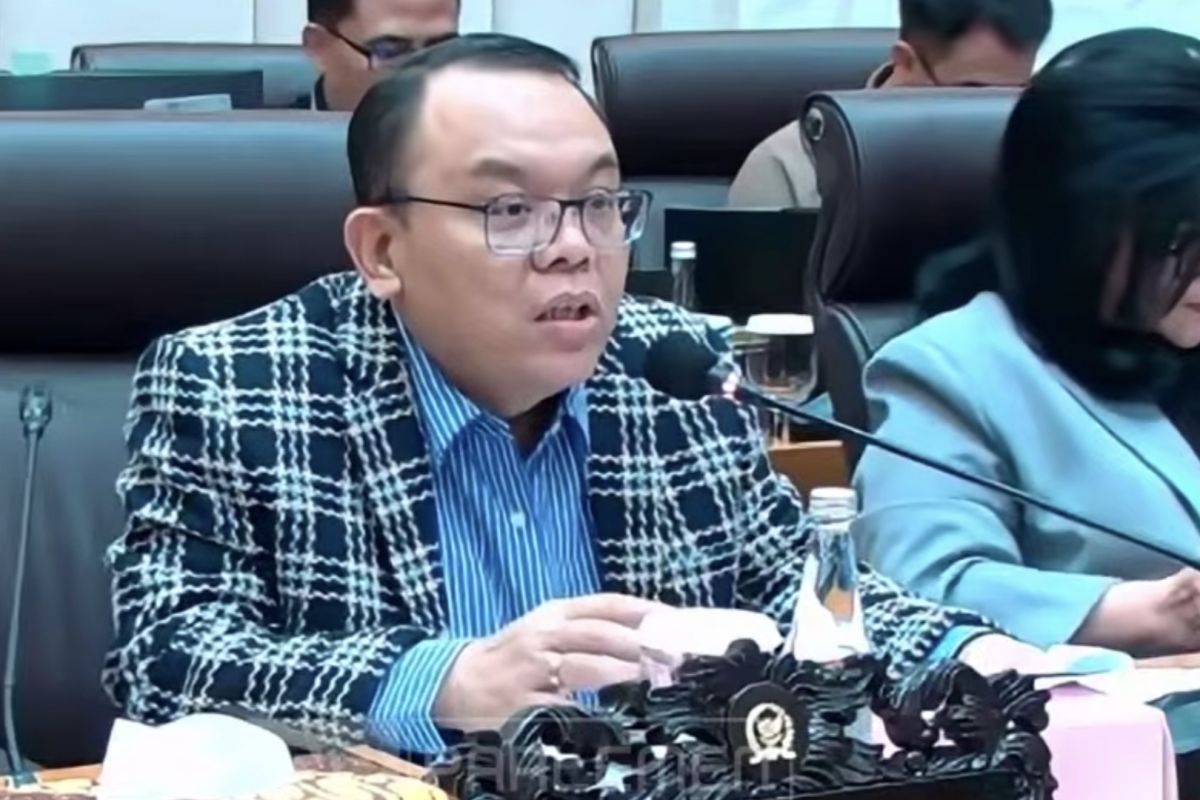 DPR Commission VII Urges Ministry of Industry to Innovate to Strengthen Rupiah