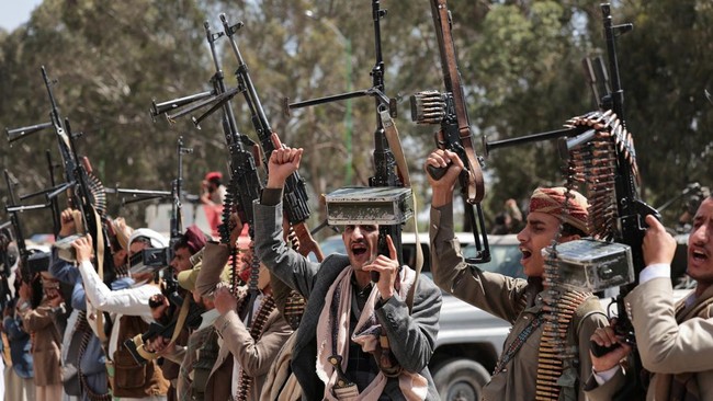 Iran and Israel Exchange Attacks, Yemen's Houthis Intervene to Close Red Sea