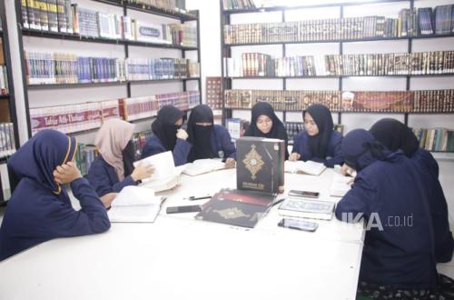 STIQ Ar-Rahman Invites Quranic Studies Enthusiasts, Prepares Scholarship Programmes