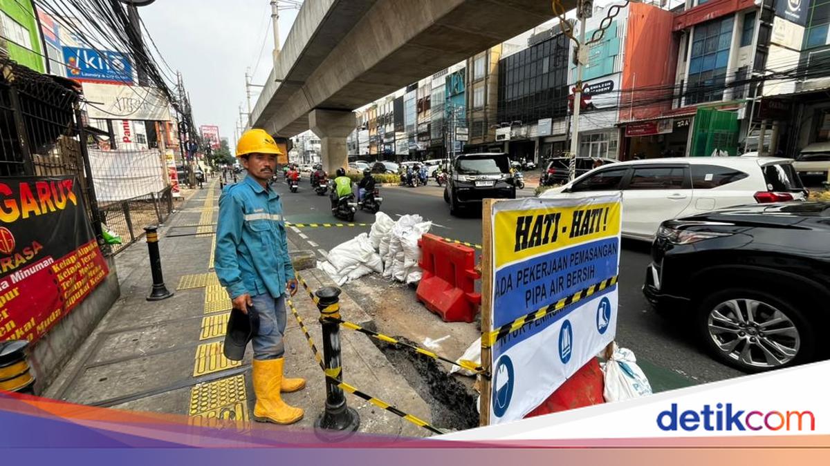 Witness Describes Moments Explosion at Fatmawati Excavation Threw Two Workers