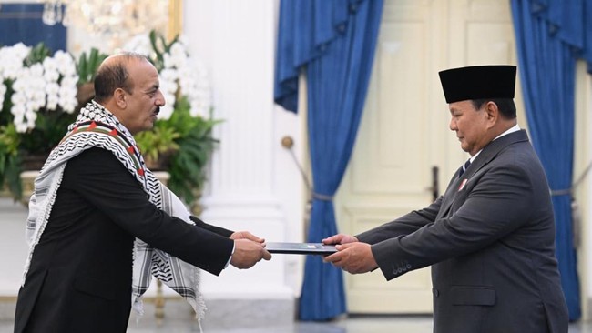 Prabowo Receives Credentials from 8 Ambassadors of Friendly Nations, Including Palestine