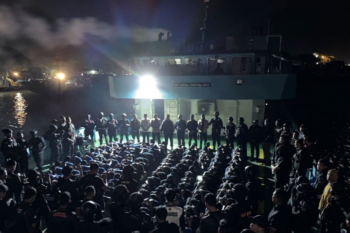 2,834 high-risk prisoners transferred to Nusakambangan