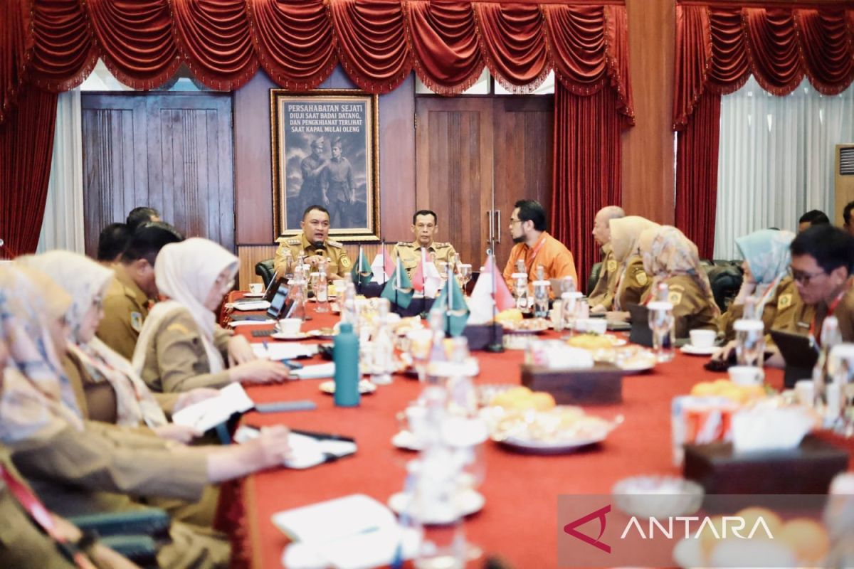 Regent of Bogor: Development programmes must be measurable and effective