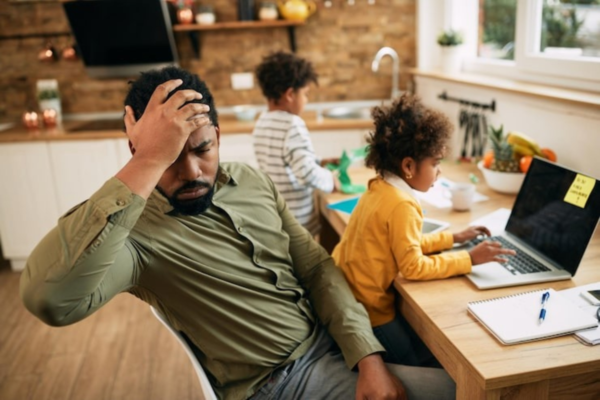 Financial Pressure Found to Impair Mental and Physical Health