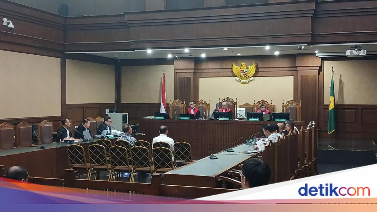 Former Customs Official Testifies That BPK Member Introduced Blueray Boss
