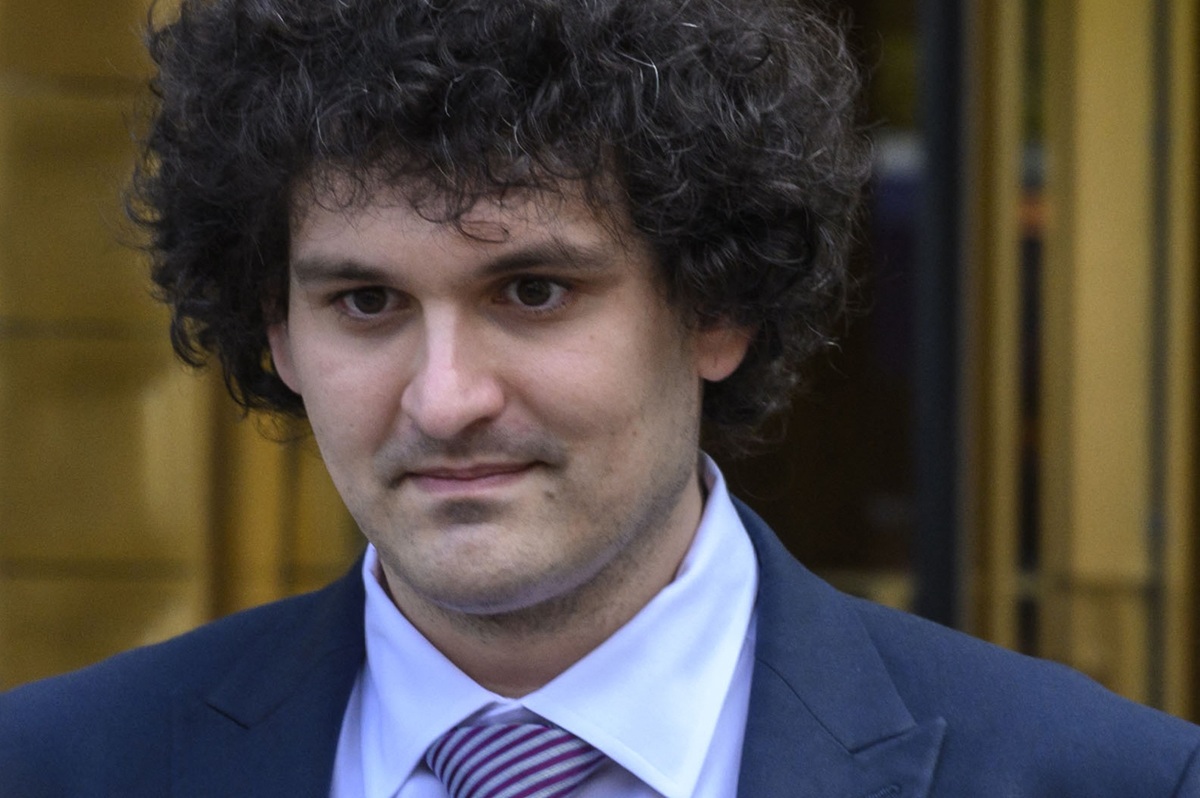 Sam Bankman-Fried Seeks Pardon from President Donald Trump Regarding FTX Corruption Case