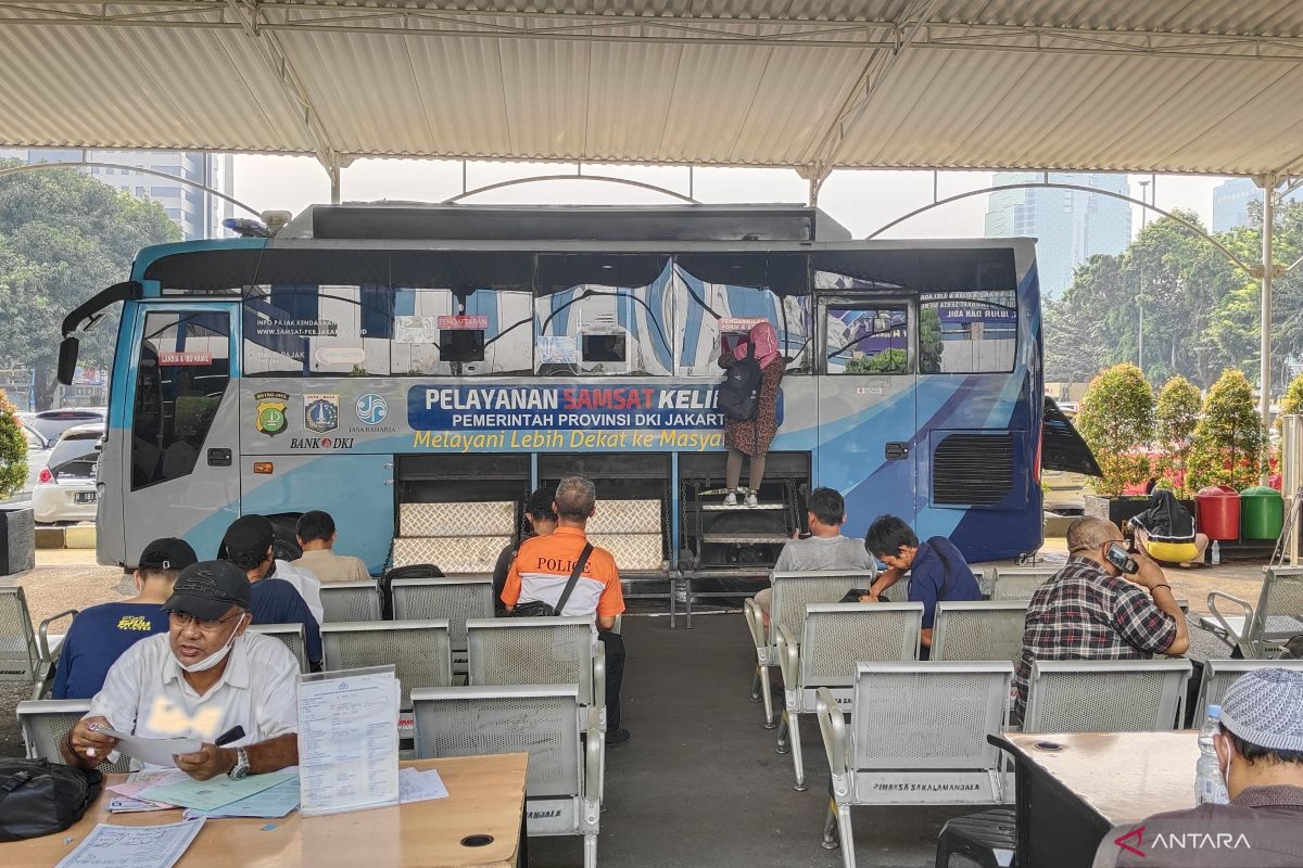 Mobile Samsat Outlets Open Across 14 Jadetabek Areas on Tuesday