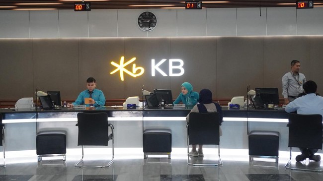 KB Bank Cuts 662 Employees, Closes 21 Sub-Branches, and Sees Two Directors Resign