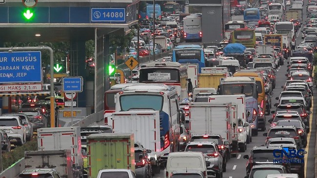 A Crisis of Care Amidst Jakarta's Traffic Congestion