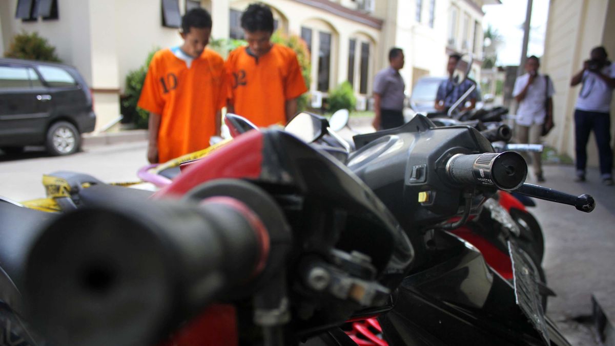 Metro Police Uncover 141 Vehicle Theft Cases, 317 Suspects Arrested
