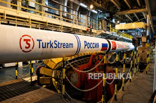 Europe United Against Russian Gas, Yet Hungary Subscribes to Moscow's Energy