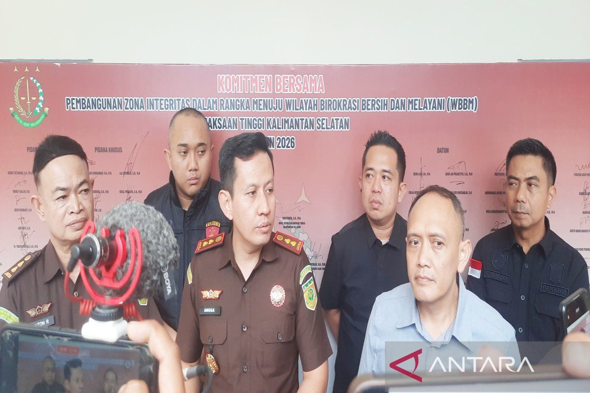 Tabalong Prosecutor's Office Detains ESDM Employee as Suspect in Mining Permit Extortion