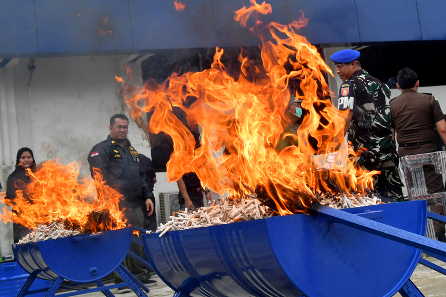 Customs Foils Circulation of 8.9 Million Illegal Cigarettes Worth IDR 13.28 Billion
