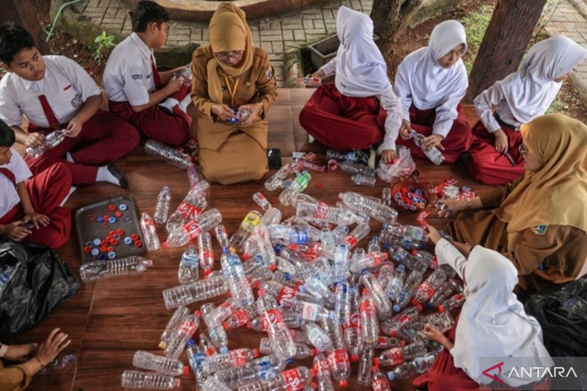 SDN Sukabumi Selatan 06 in West Jakarta Implements 'Zero Waste' Campus