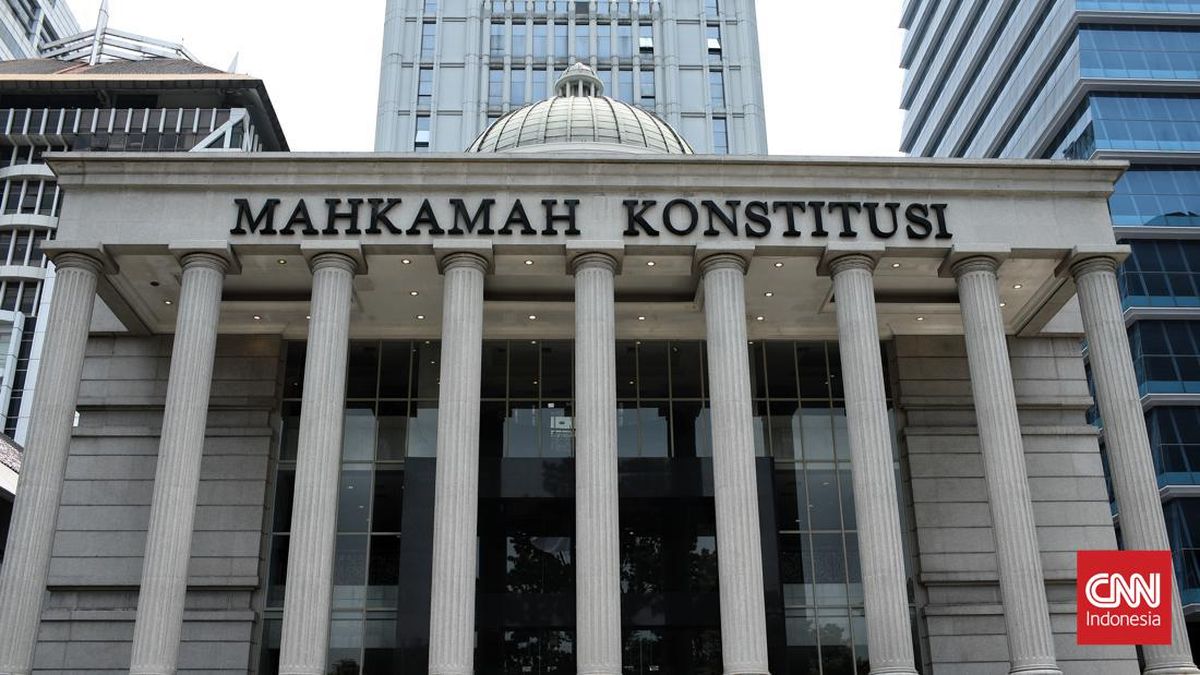 Government Expert: Presidential Insult Article Not a Threat to Free Expression