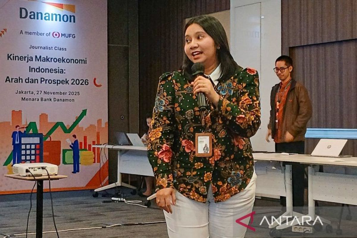 Room for BI-Rate hikes remains if rupiah exceeds Rp18,200, says economist