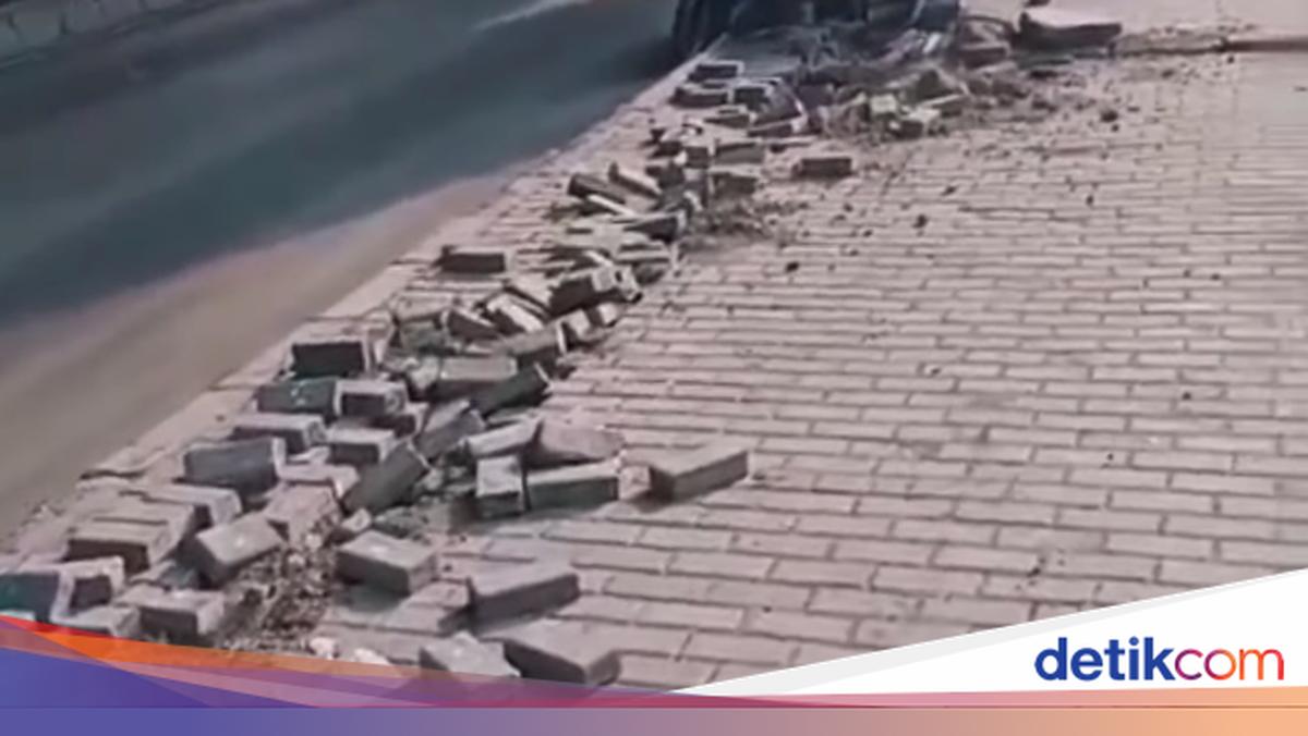 Street Light Cables in Koja Stolen Again, Pavement Dismantled