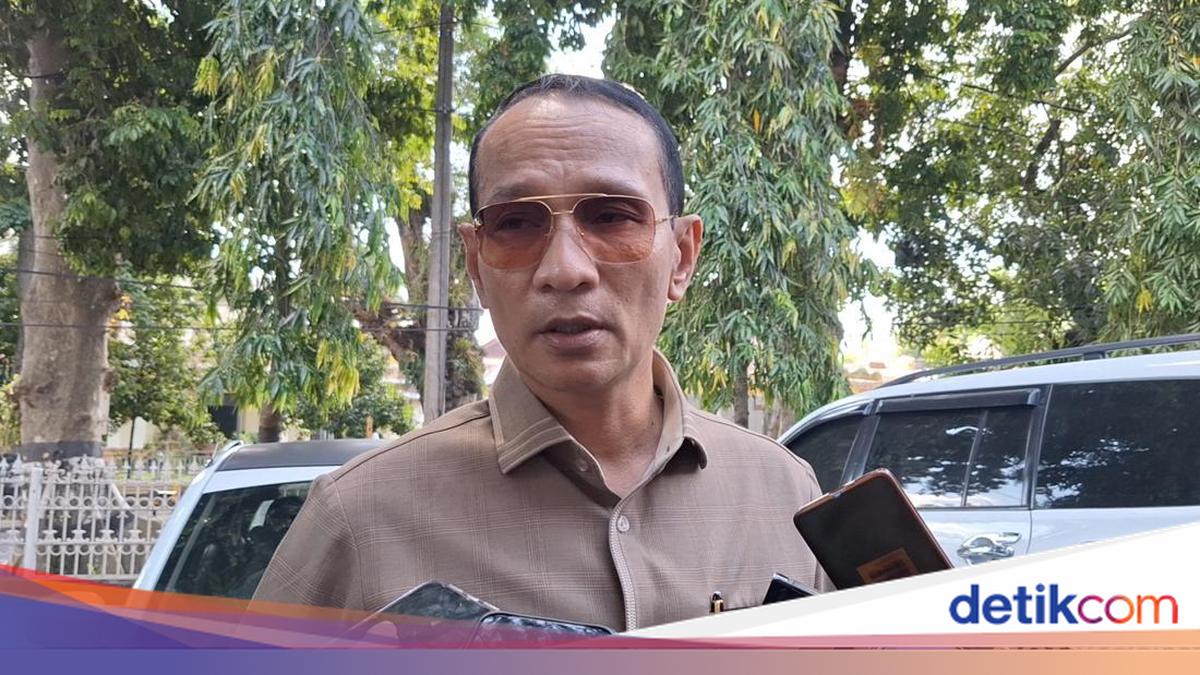 Mataram Mayor Mohan Bans City Agencies from Recruiting New Casual Staff