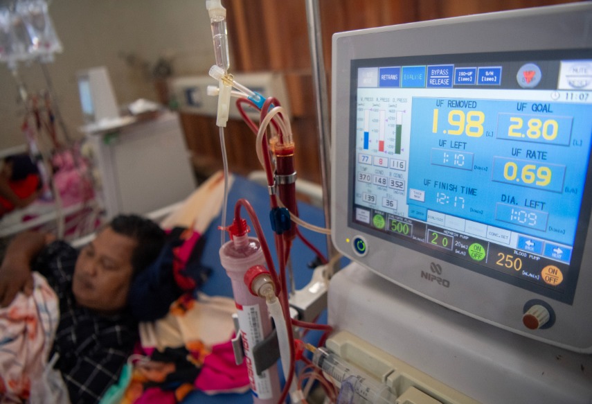 Weakening Rupiah Exchange Rate Impacts Hospital Finances