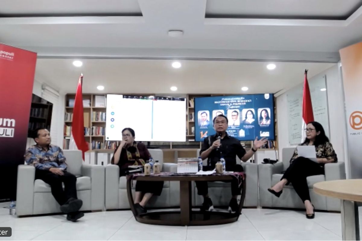 Experts urge evaluation of regional autonomy to strengthen governance