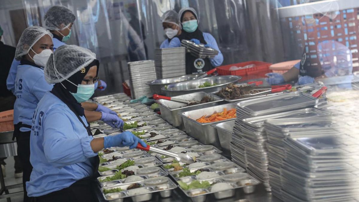 Dozens of Free Nutritious Meal Kitchens in East Java Halt Operations Due to Budget Freeze