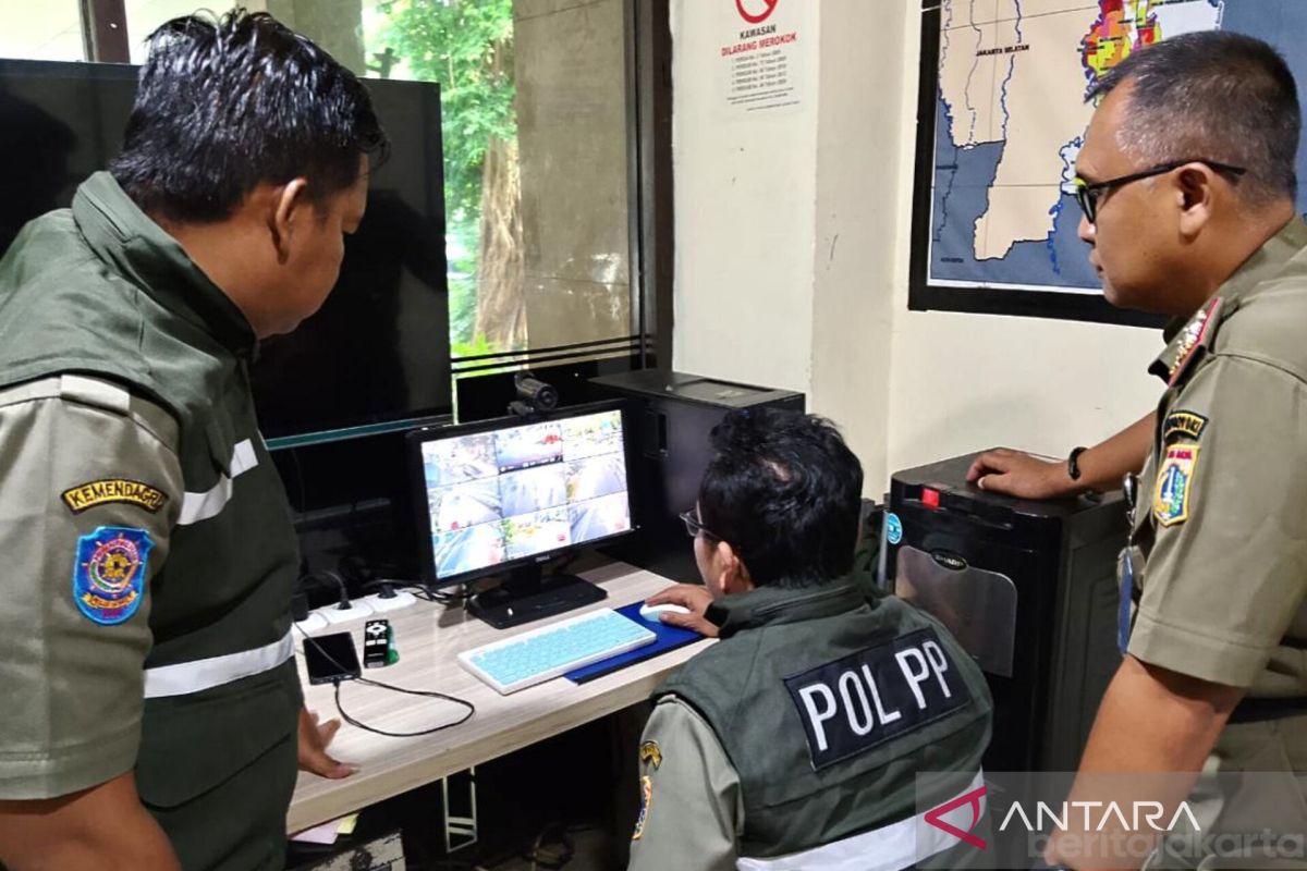 Jakarta round-up: labour-intensive programme, AKAP terminal, and CCTV expansion