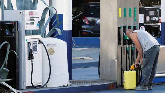'New Victims' of the Iran War Cry Out: Petrol Nearly Rp 38,000 Per Litre