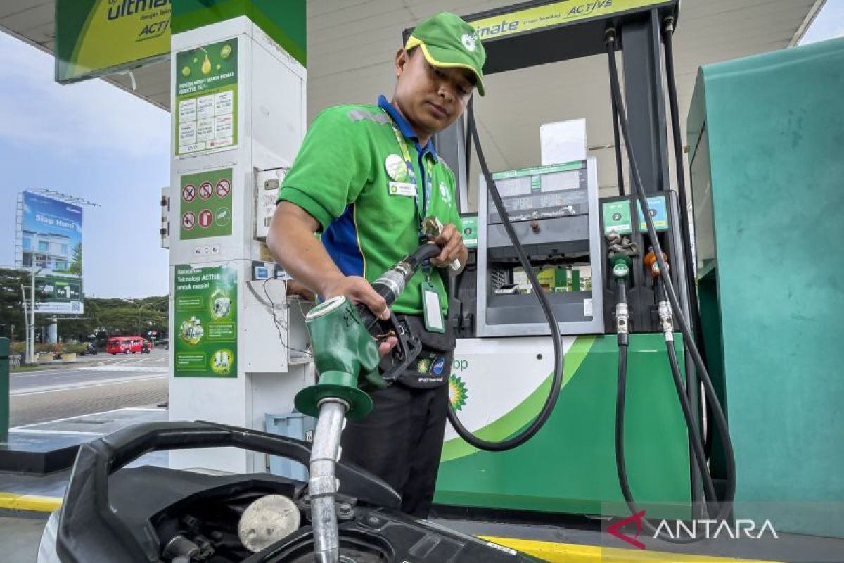 RON 92 Fuel Prices Rise at Both bp and Pertamina Petrol Stations