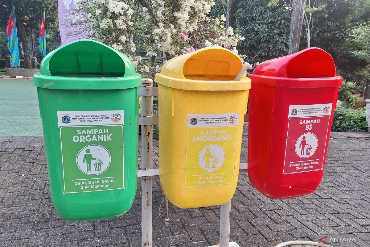 South Jakarta Targets 6,023 Neighbourhood Units for Waste Sorting via Biopori and Modern Teba