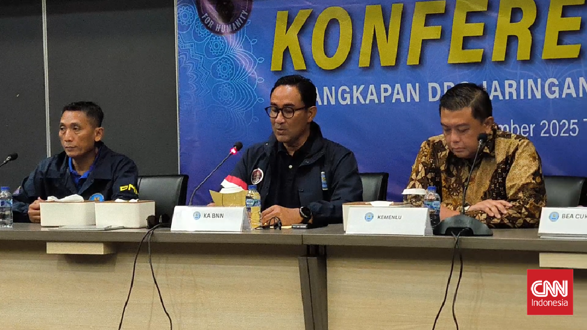 BNN Arrests 10 Indonesians Testing Positive for Drugs on Arrival from Bangkok