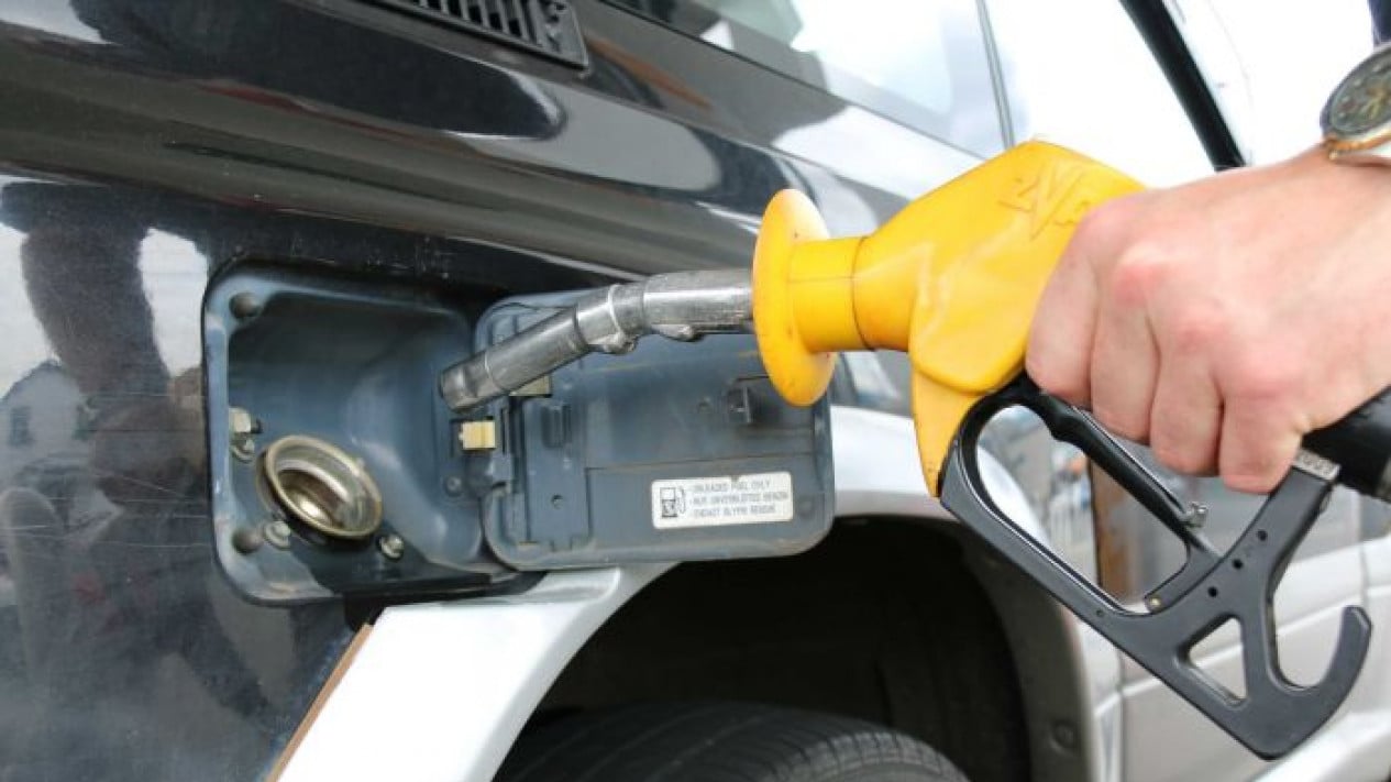 A Look at the Petrol Price Comparison Between Indonesia and Malaysia: Which is Cheaper?