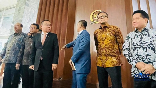 OJK Responds to State-Owned Bank Share Buyback Plans