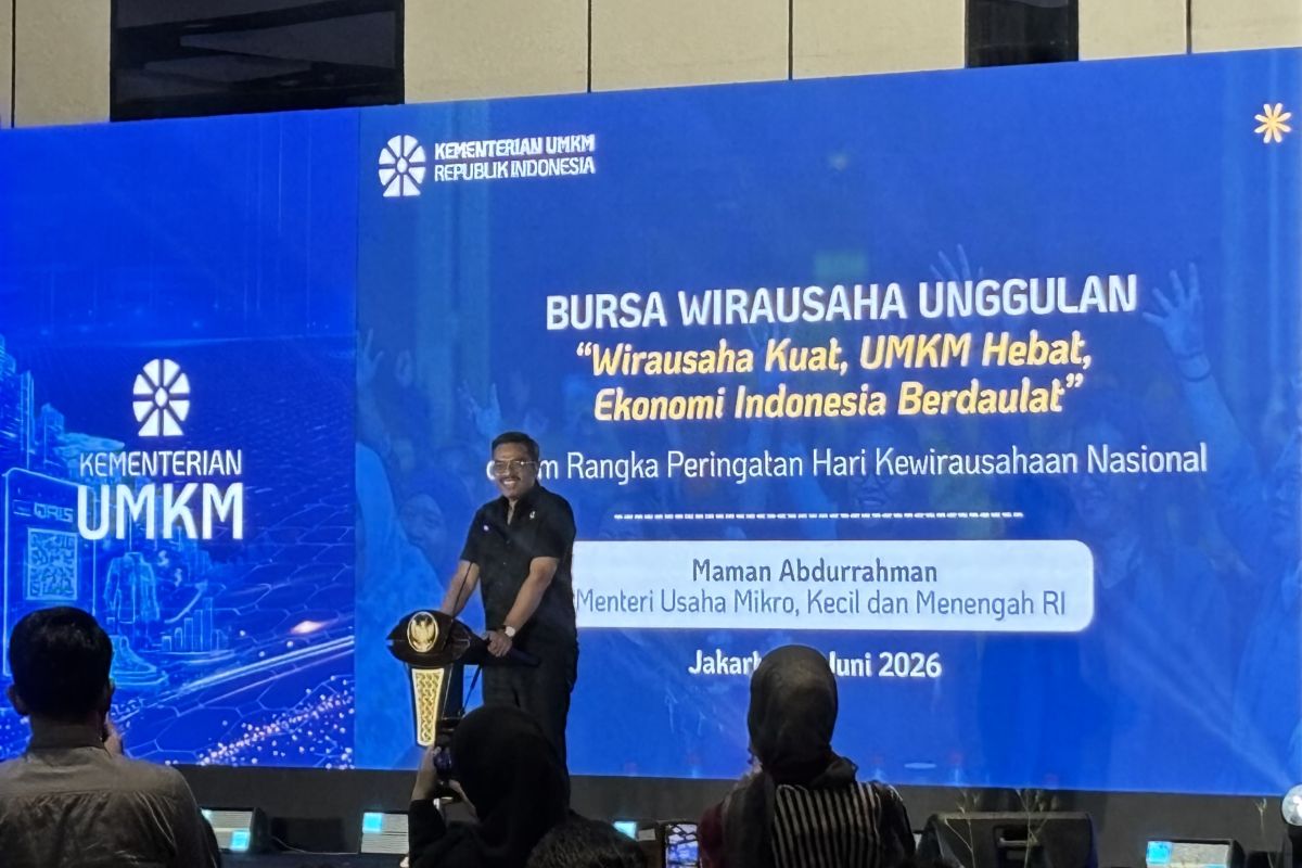MSME Minister: Rupiah Weakening Adversely Affects Small Businesses
