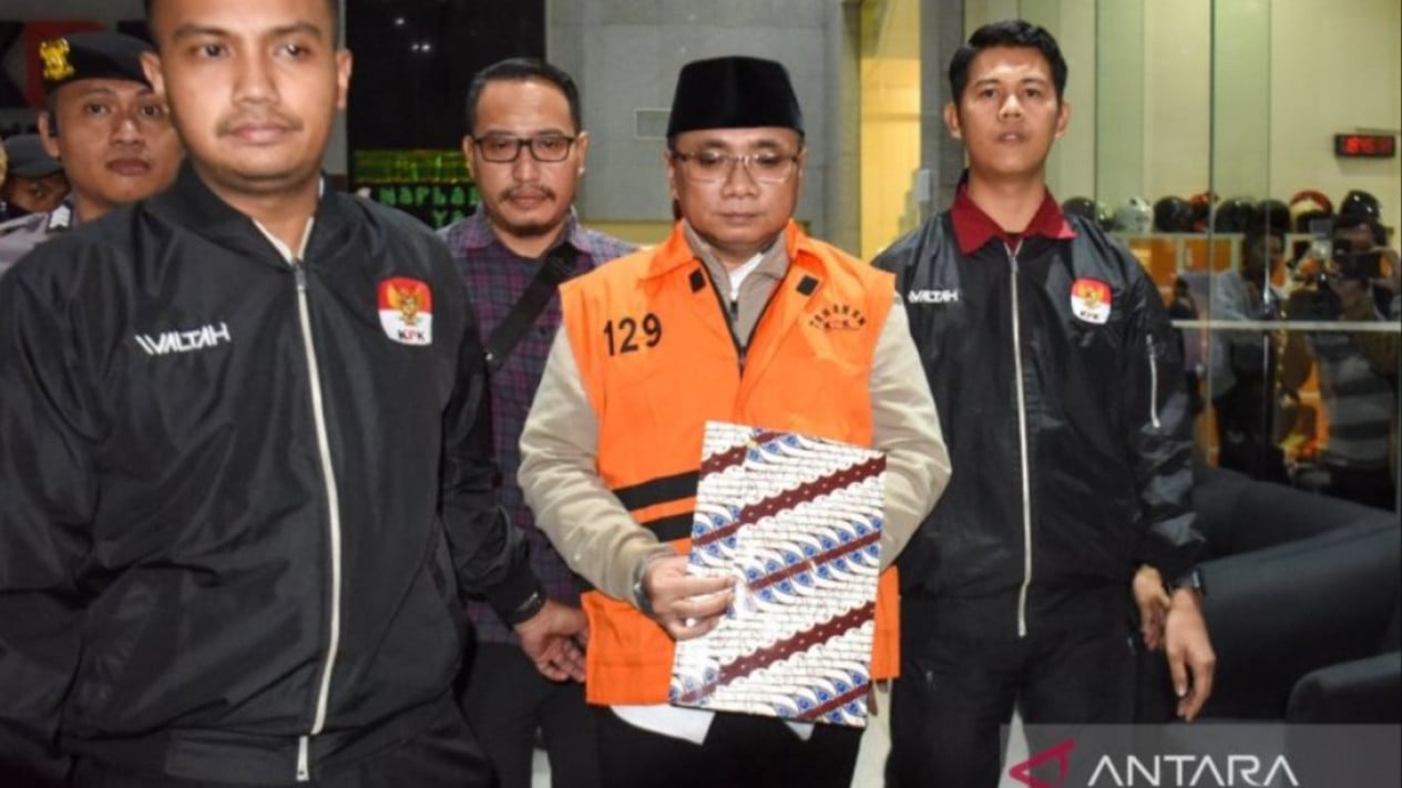 KPK Extends Detention of Gus Yaqut by 30 Days as Hajj Corruption Case File Nears Completion