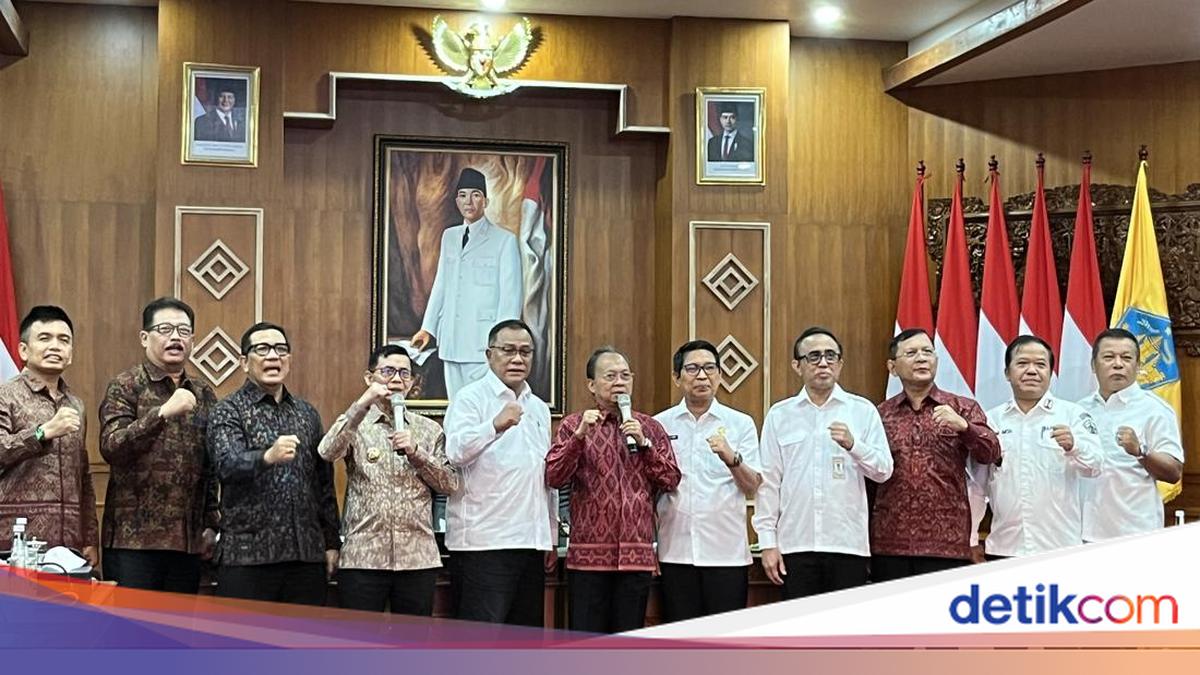 Jumhur and Koster Declare 100% Waste Segregation Movement Across Bali