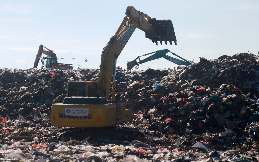 Hotels and Restaurants in Bali Lag Behind in Waste Sorting, Ministry Issues 298 Sanctions
