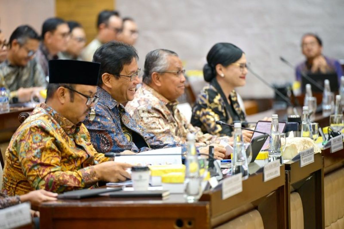 Govt pursues stronger economy through pro-growth, pro-welfare strategy