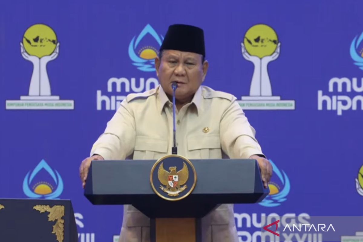 Prabowo Affirms Commitment to Enforce Article 33 of 1945 Constitution