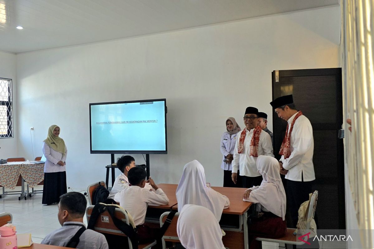 Ministry: Revitalisation Programme Boosts New Student Enrolment in Bogor