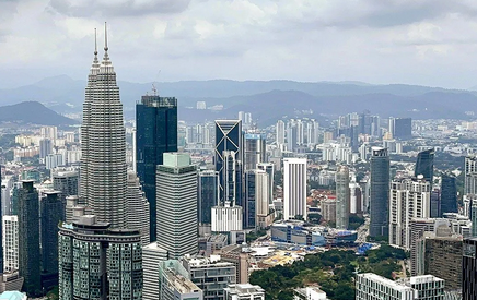 Indonesian National Detained in Malaysia After Two Children Fall from 12th Floor Apartment