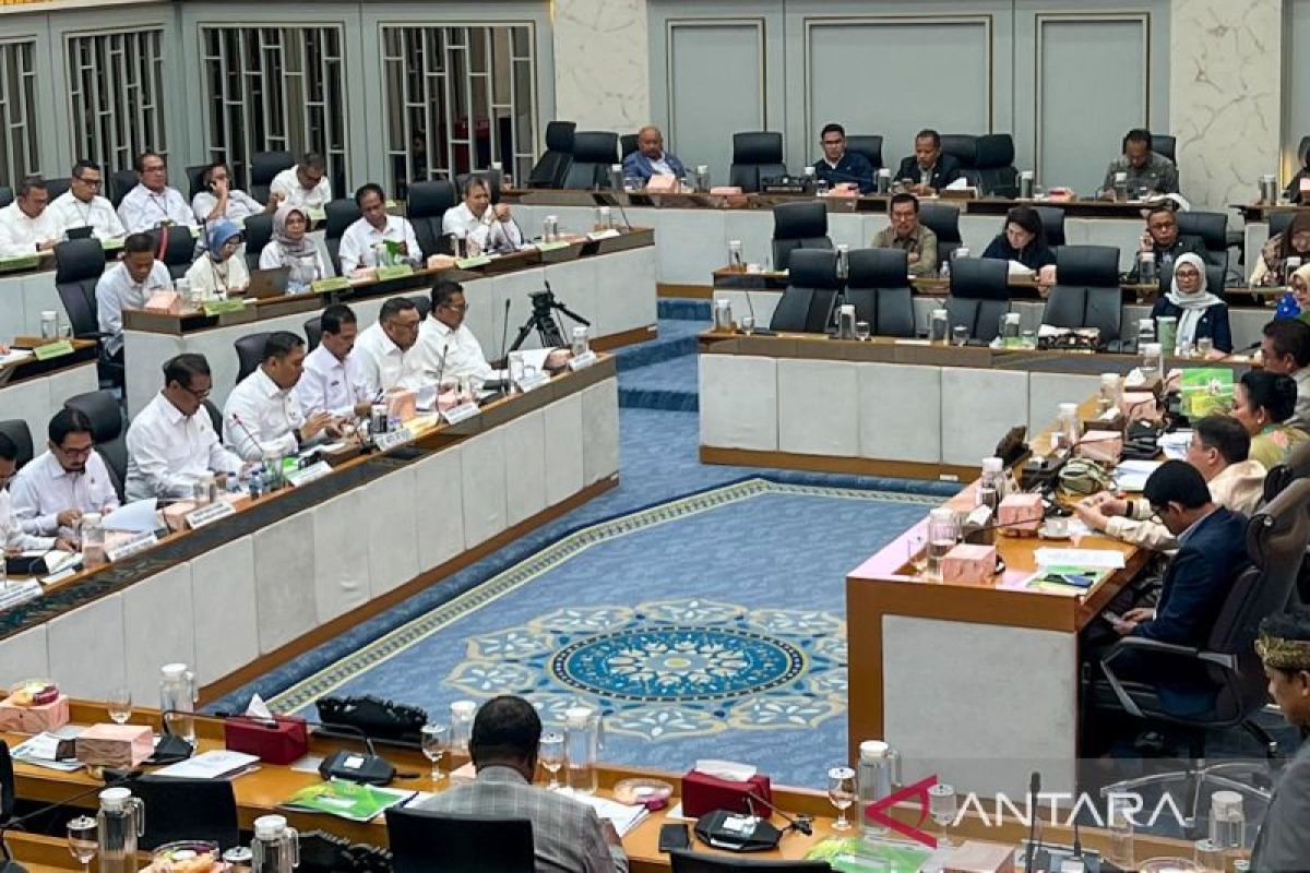 Legislator Backs Agriculture Minister Amran to Stabilise Farmers' Palm Oil FFB Prices
