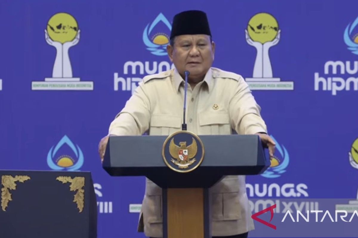 Prabowo Tells HIPMI to Ignore 'Cynical' Voices