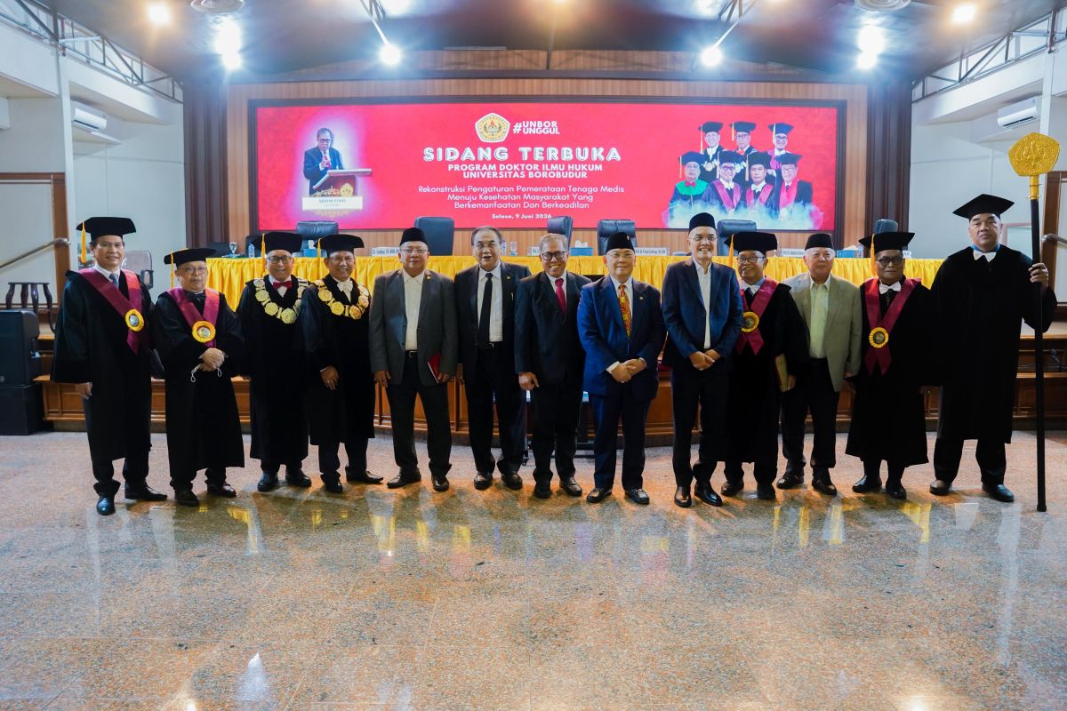 Abidin Fikri Earns Doctorate with Dissertation on Medical Personnel Distribution