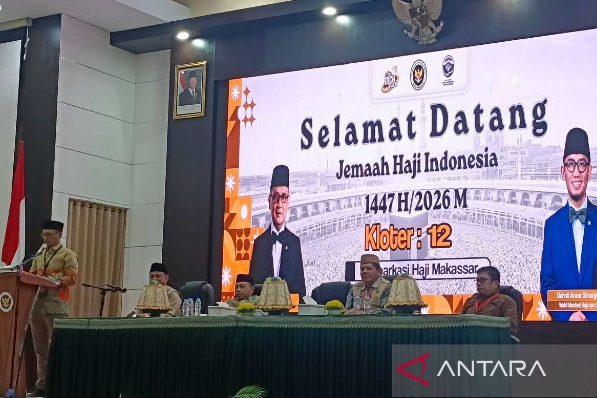 Makassar Hajj Committee Welcomes Two West Sulawesi Pilgrim Flight Groups in One Day