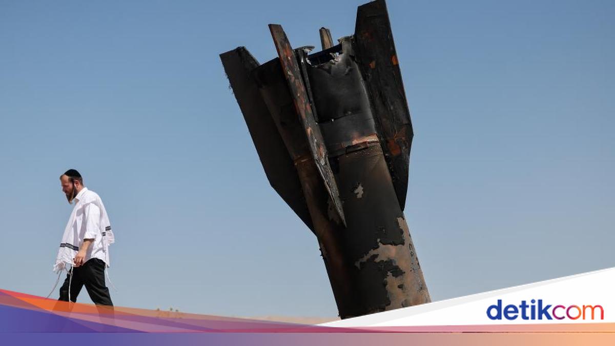 Why Iran Retaliated Against Israel's Attack on Lebanon