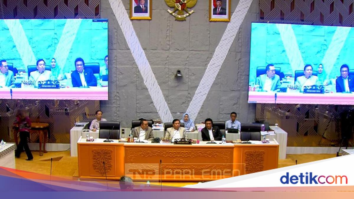 Deputy Minister Says Transport Minister Summoned by Prabowo, House Commission V Meeting Postponed