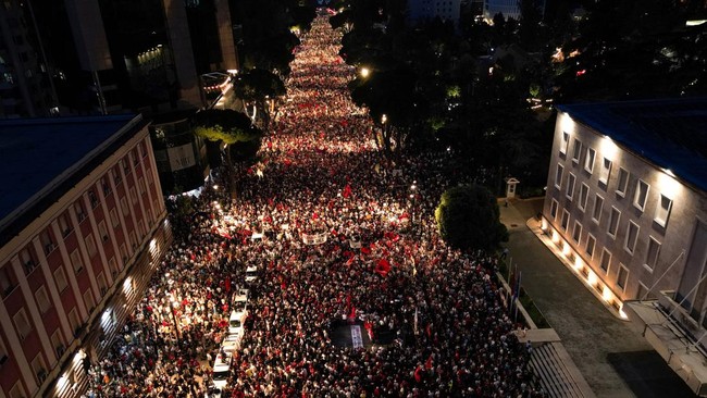 Thousands Protest in Tirana Against Jared Kushner's Luxury Resort Project