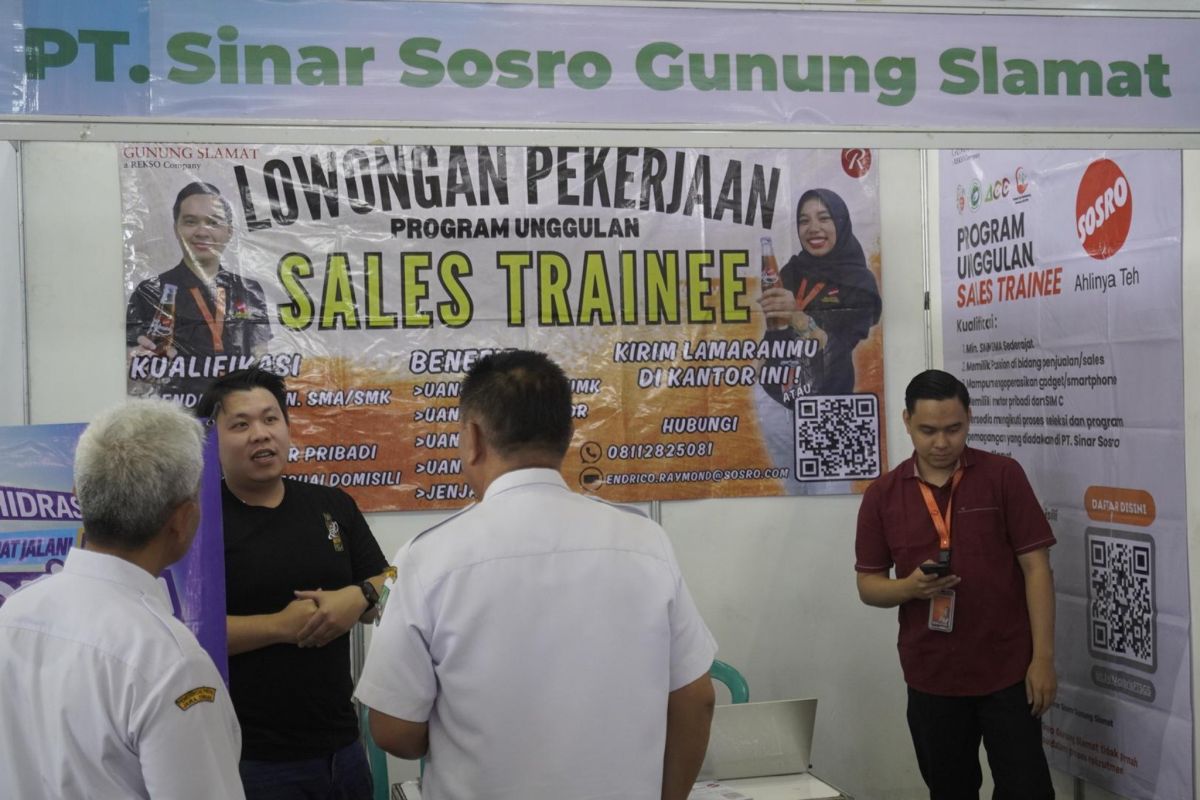 Blora Job Fair 2026 offers 7,439 vacancies from 34 companies