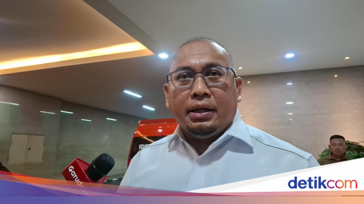 Pertamax Price Rises, Lawmaker Andre Rosiade Asserts Government Still Sides with the People