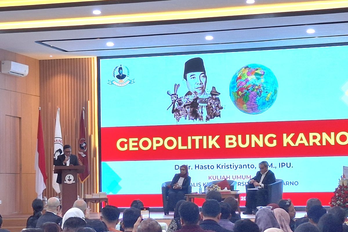 Hasto proposes Prabowo adopt Soekarno's geopolitics to address global conflicts